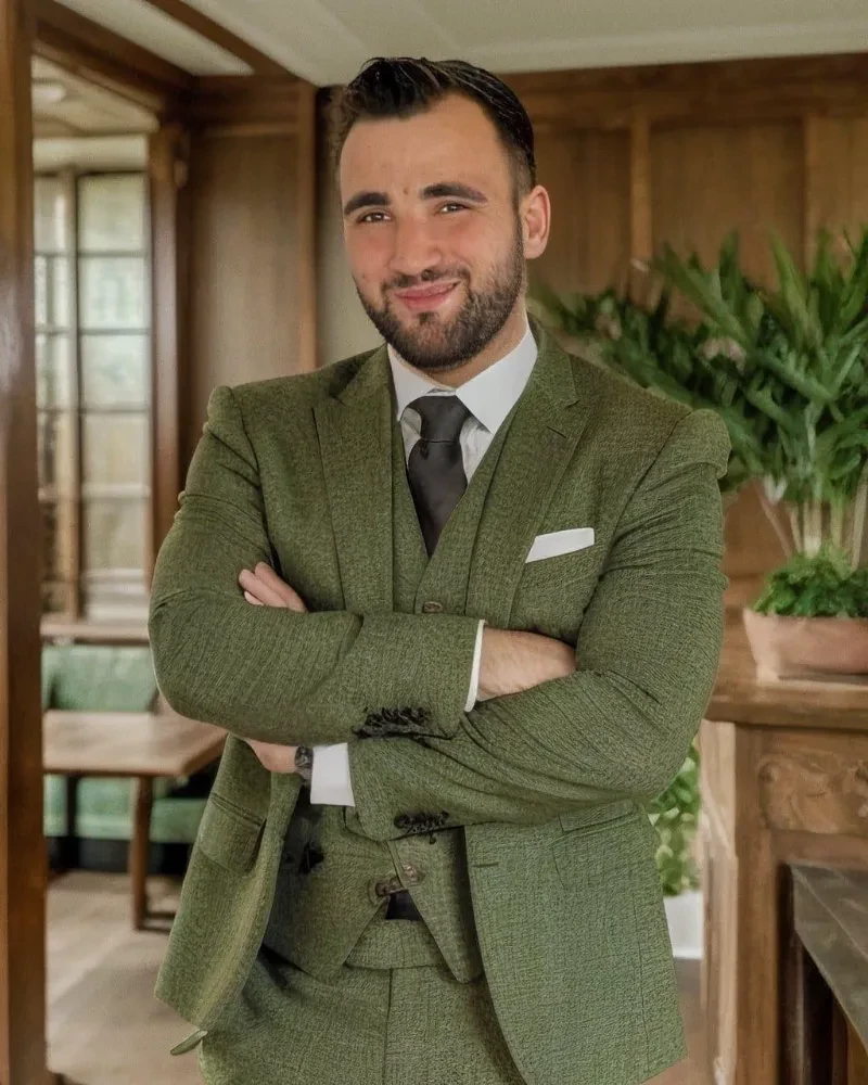 Başakşehir Siyasetinde Büyük Geçiş: Enes Yazıcı ve Ekibi Demokrat Parti’de!